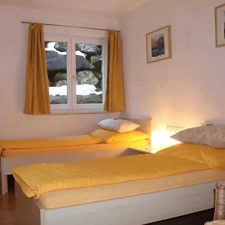 Ferienwohnung Haus Aperies Pettneu am Arlberg Exterior foto