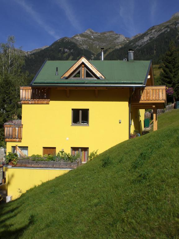 Haus Aperies Apartment Pettneu am Arlberg