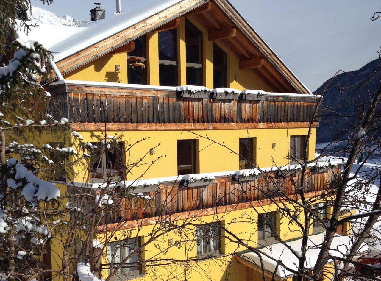 Haus Aperies Pettneu am Arlberg