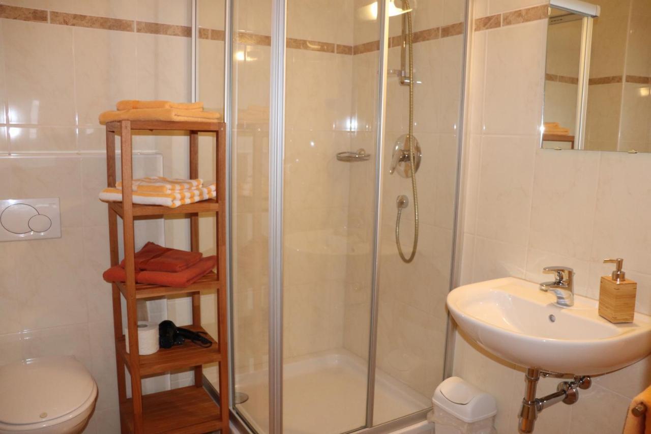 Haus Aperies Apartment *