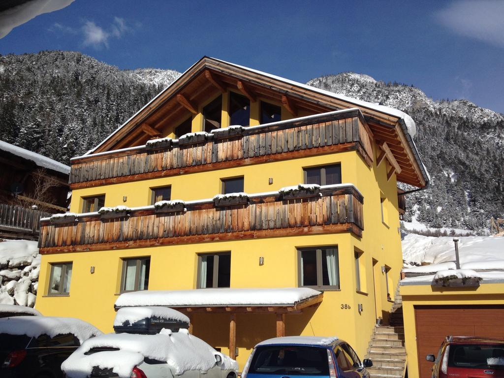 Haus Aperies * Pettneu am Arlberg